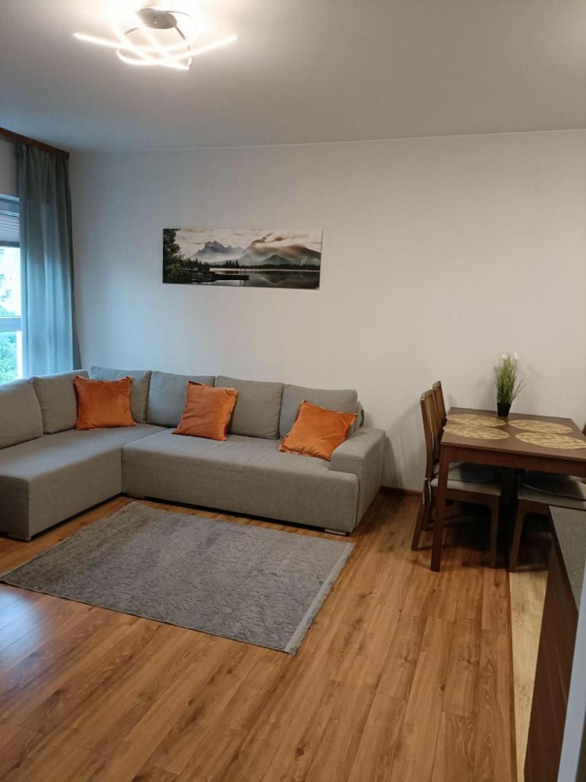 Ferienwohnung Powstancow 32 Zielonka  Exterior foto